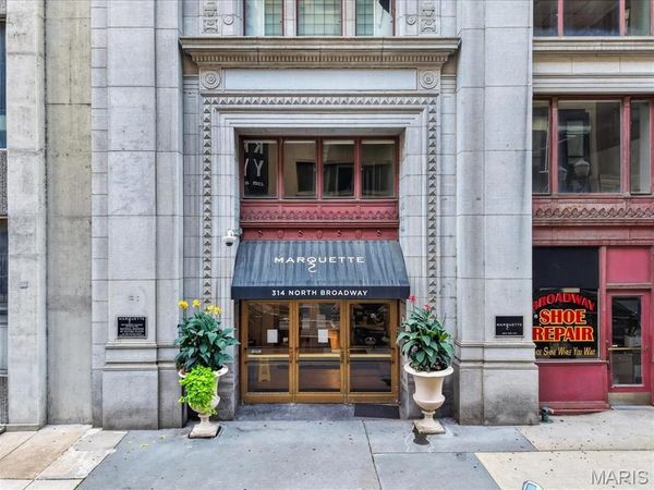 314 N Broadway , Unit 1307, St Louis, MO 63102