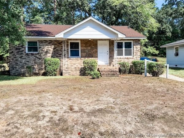 940 Fleetwood Drive , Fayetteville, NC 28305