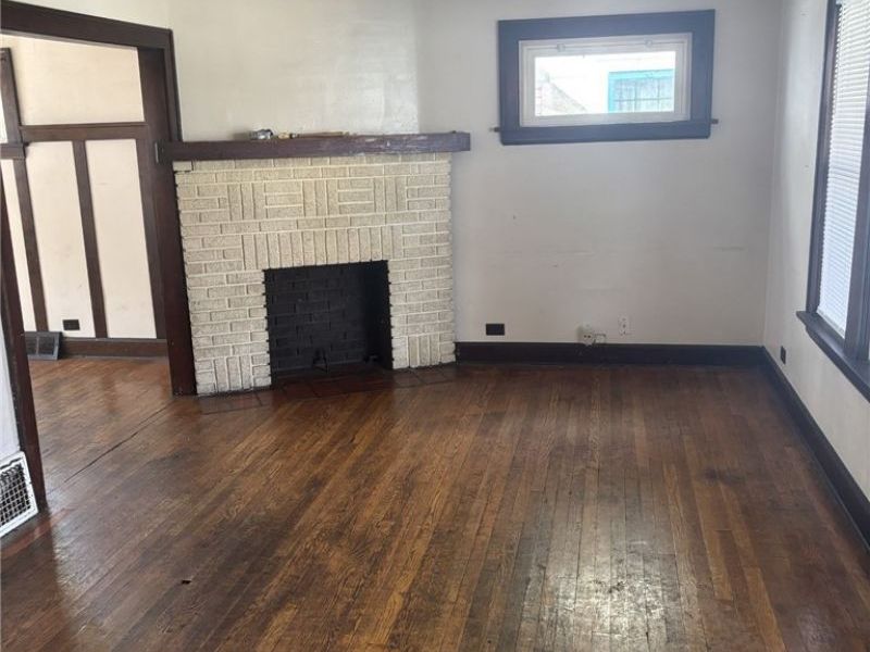 15406 Huntmere Avenue, Cleveland, OH 44110 Photo 8