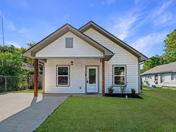 204 Bradford Ave, Arp, TX 75750