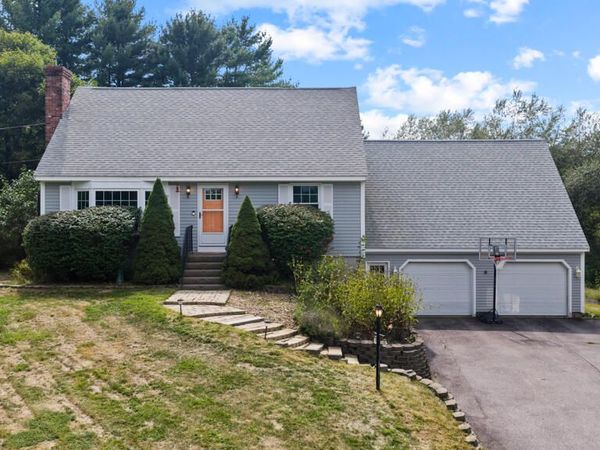 7 Louise Street , Gorham, ME 04038