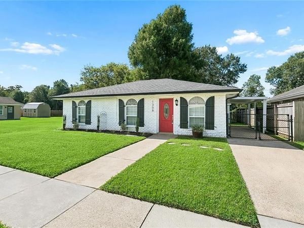 1308 GREEN Avenue, St Bernard, LA 70085