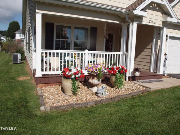 17004 Sedona Drive, Abingdon, VA 24211