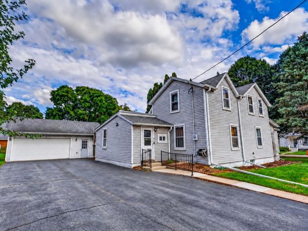 352 S BIRDSEY Street, Columbus, WI 53925