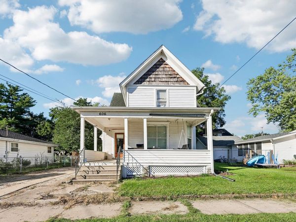 606 Chestnut Street, Janesville, WI 53548