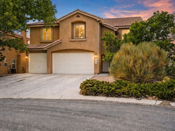 2439 Camino Catalonia SE, Rio Rancho, NM 87124