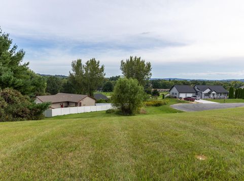 Main Photo