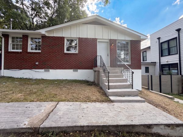 1004 Glenview Dr, Nashville, TN 37206