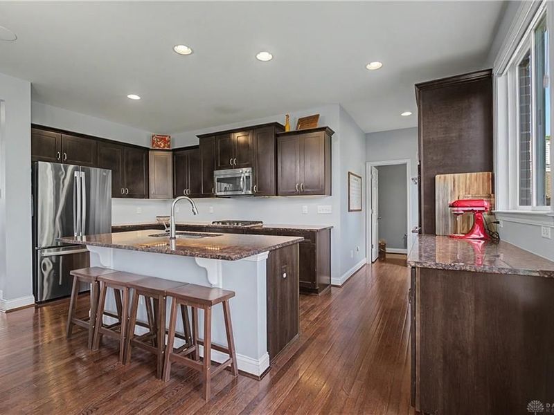 10135 Meadow Woods Lane, Centerville, OH 45458 Photo 10
