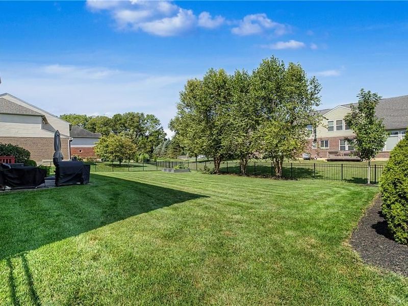 10135 Meadow Woods Lane, Centerville, OH 45458 Photo 29