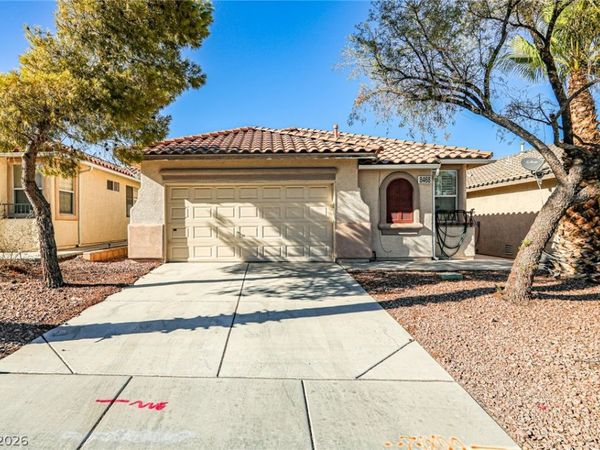 8468 REGAL HILLS Court , Las Vegas, NV 89117
