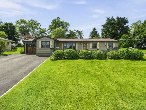 28 Hilltop Drive, Mahopac, NY 10541