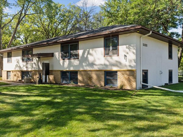 5101 56th Ave N, Unit 3, Crystal, MN 55429