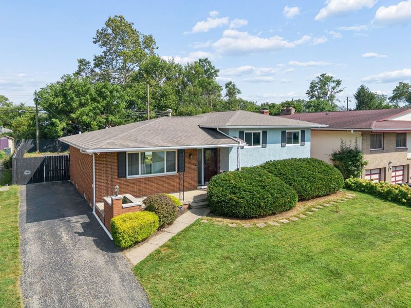 270 S Kellner Road, Columbus, OH 43209 Photo 2