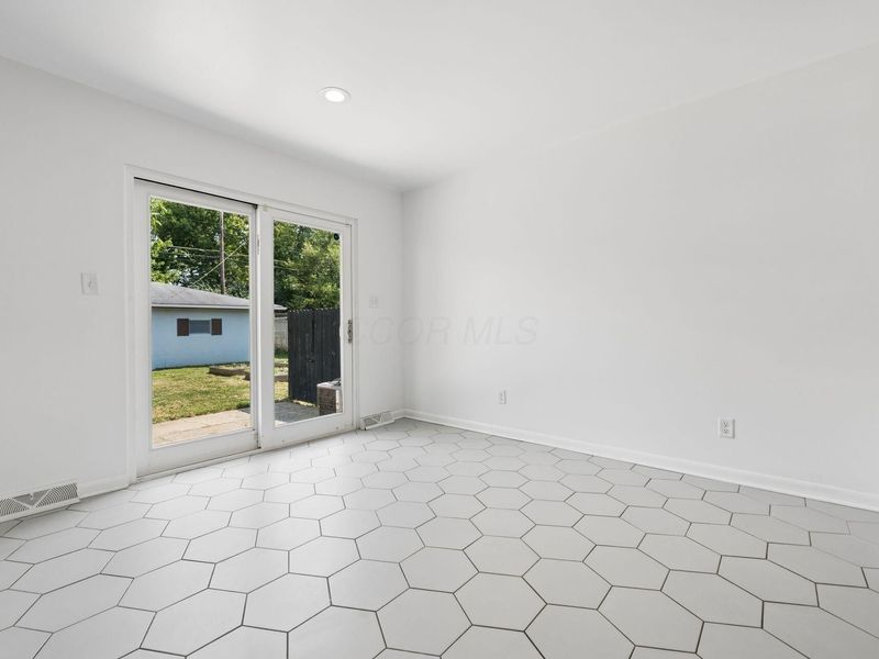 270 S Kellner Road, Columbus, OH 43209 Photo 8