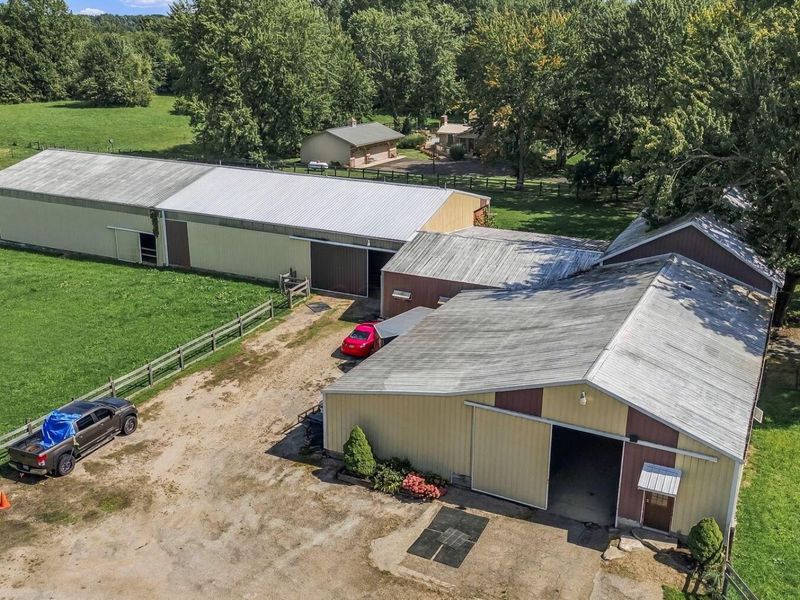 6595 Kilbourne Road, Sunbury, OH 43074 Photo 3