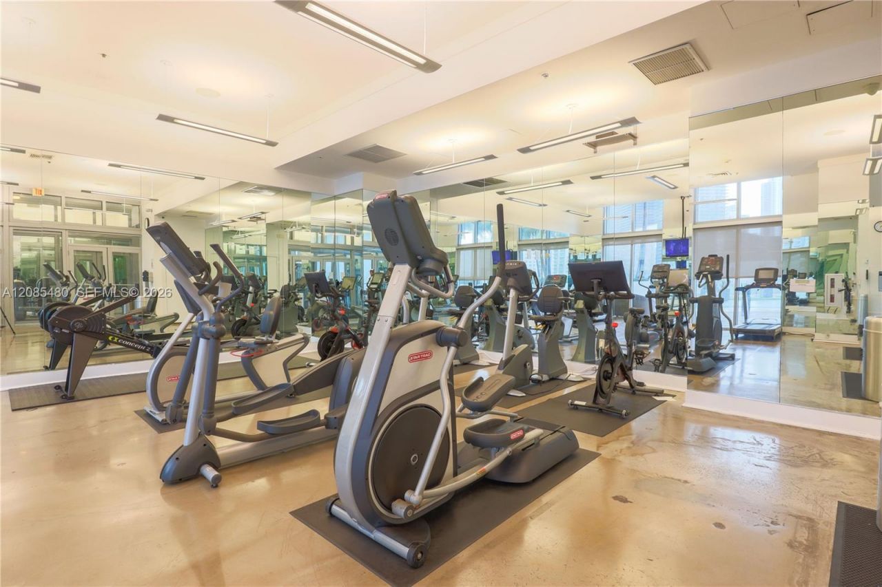90 SW 3rd St , Unit 3002, Miami, FL 33130 Photo
