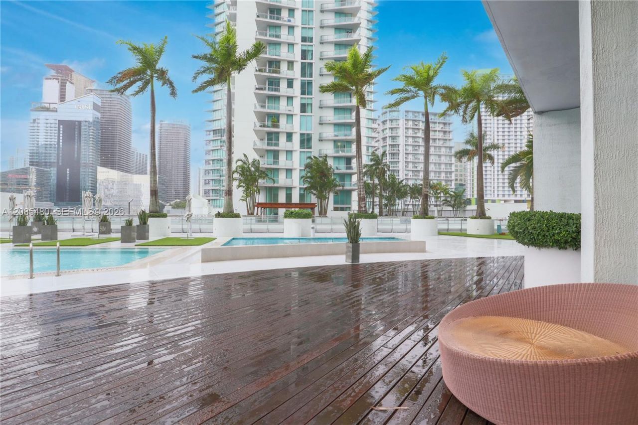 90 SW 3rd St , Unit 3002, Miami, FL 33130 Photo