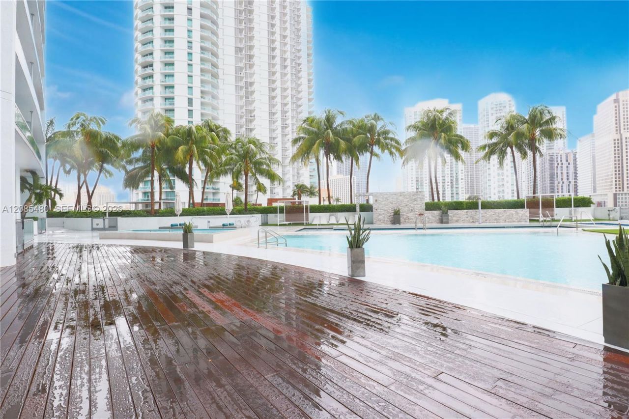 90 SW 3rd St , Unit 3002, Miami, FL 33130 Photo