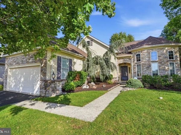 1001 MONROE DRIVE, WARWICK, PA 18974