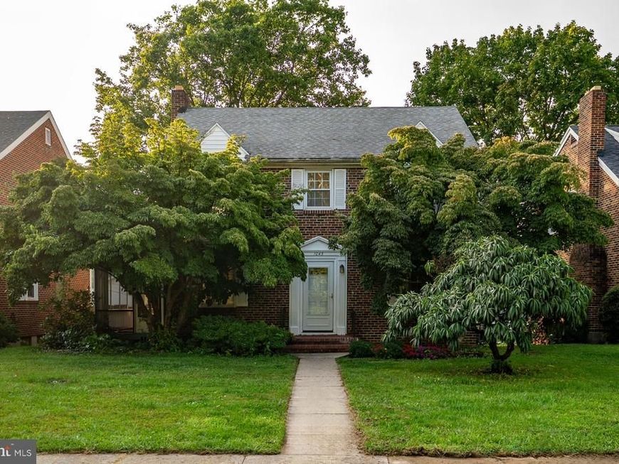 1045 Woodland Way, Hagerstown, MD 21742 Main Photo