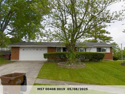 605 Cromer Court Englewood, OH 45322