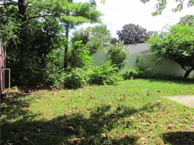 605 Cromer Court, Englewood, OH 45322 Photo 12