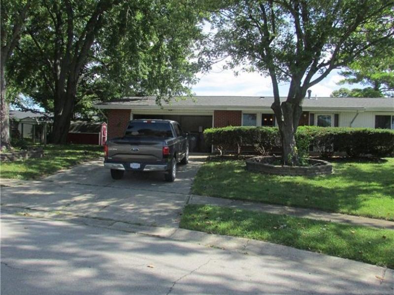 605 Cromer Court, Englewood, OH 45322 Photo 2