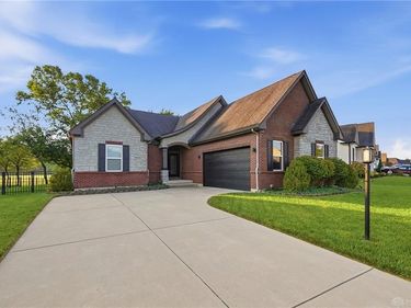 9336 Chaumont Avenue, Clearcreek Twp, OH 45458