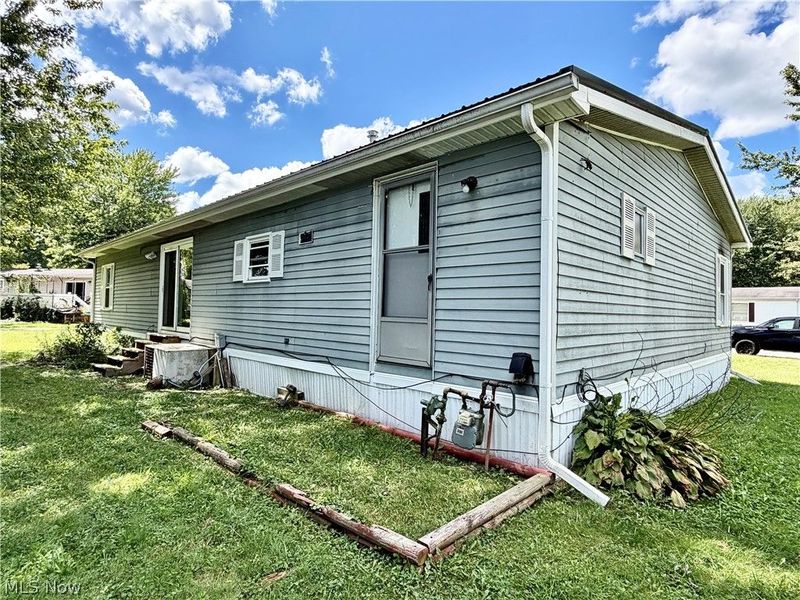 3202 Dove Drive, Warren, OH 44481 Photo 3