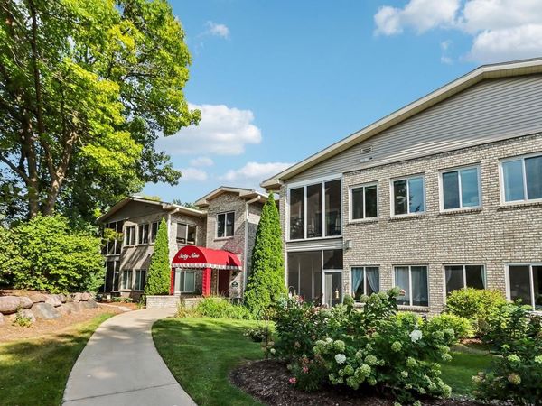 69 Cherokee Circle, Unit 103, Madison, WI 53704