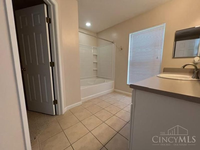 9168 Yarmouth Drive, Unit D, Deerfield Township, OH 45140 Photo 16