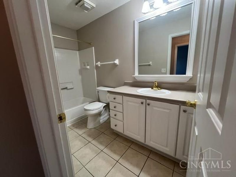 9168 Yarmouth Drive, Unit D, Deerfield Township, OH 45140 Photo 19
