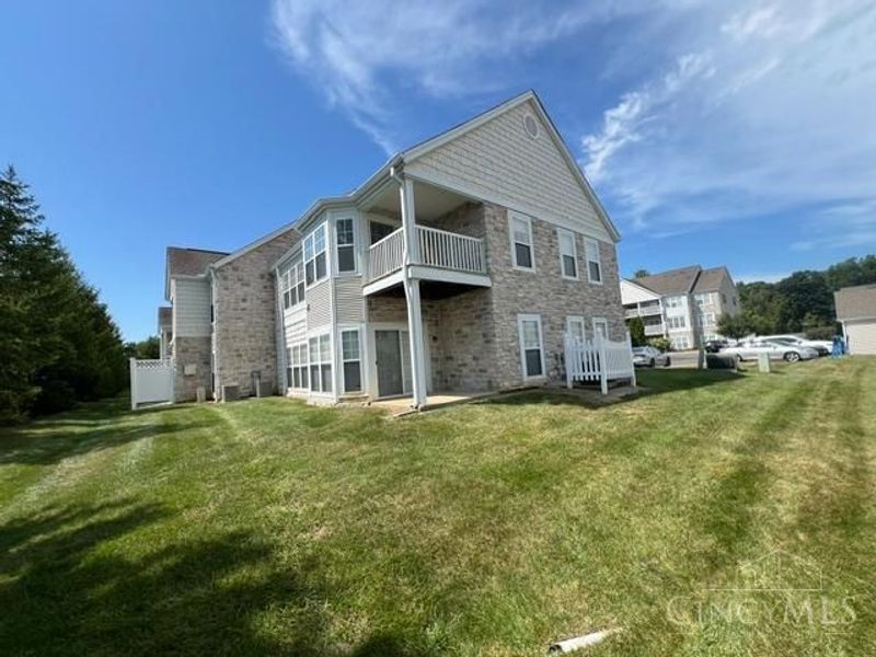 9168 Yarmouth Drive, Unit D, Deerfield Township, OH 45140 Photo 2
