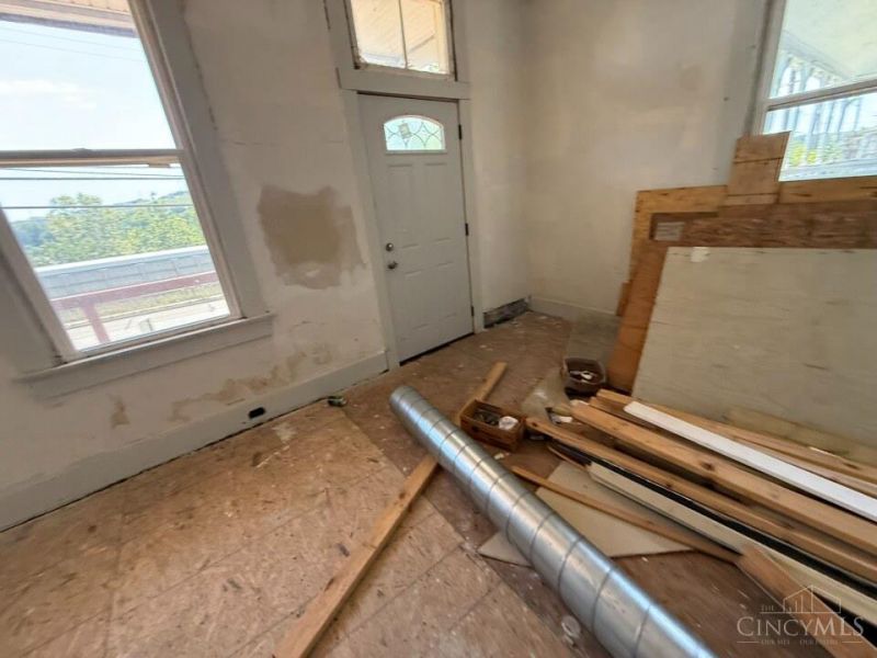 2450 River Road, Cincinnati, OH 45204 Photo 3