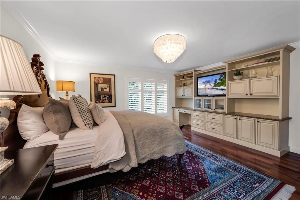 105 Clubhouse Ln , Unit 389, Naples, FL 34105 Photo