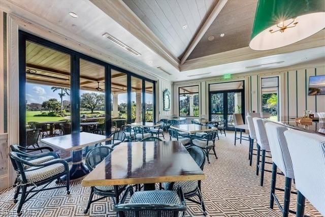 105 Clubhouse Ln , Unit 389, Naples, FL 34105 Photo