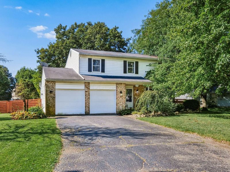 1927 Lost Valley Road, Powell, OH 43065 Photo 1
