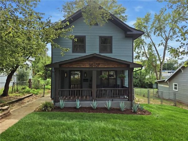 10107 E 11th Street, Independence, MO 64053