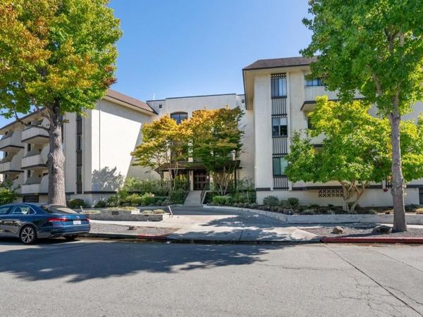 1515 Floribunda Avenue, Unit 304, Burlingame, CA 94010