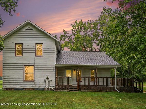 3583 E Saint Joe Highway, Grand Ledge, MI 48837