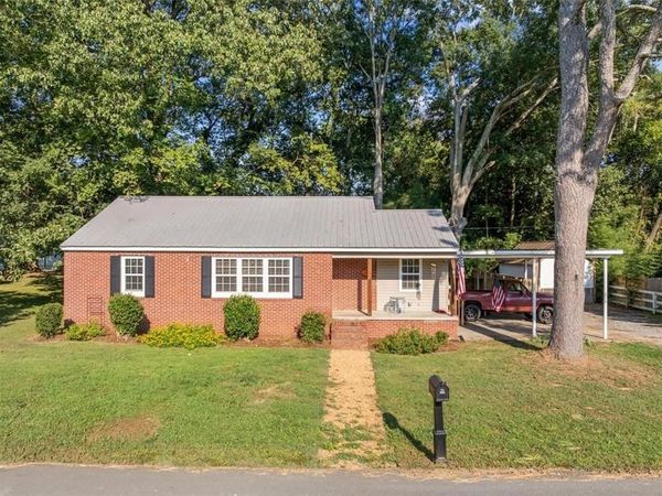 137 Oak Street, Summerville, GA 30747