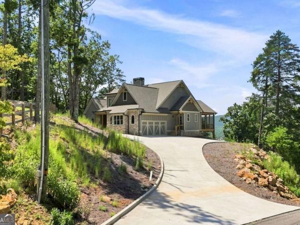 102 Moose Loop, Waleska, GA 30183