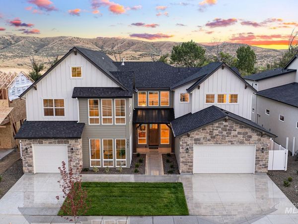 7061 W Waxwing Dr, Boise, ID 83714