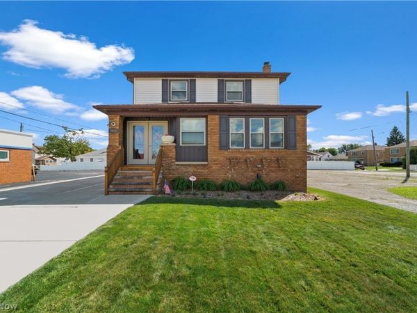 5641 Ridge Road , Parma, OH 44129