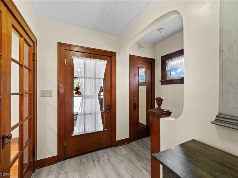5641 Ridge Road , Parma, OH 44129 Photo 12