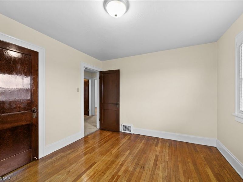 5641 Ridge Road , Parma, OH 44129 Photo 35