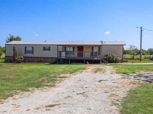 16398 Hawk Road, Beggs, OK 74421