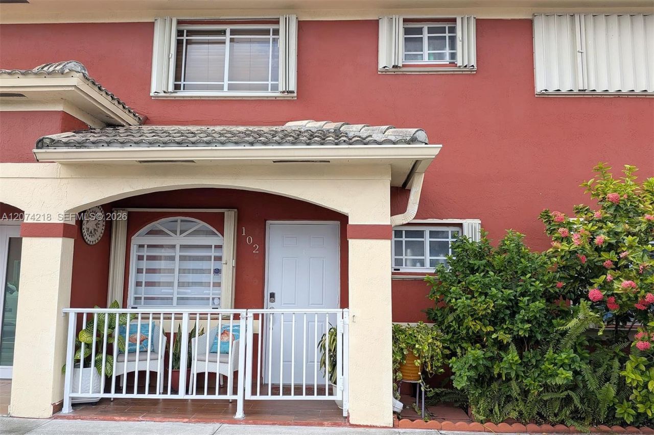 11005 W Okeechobee Rd, Unit 102, Hialeah Gardens, FL 33018 Photo