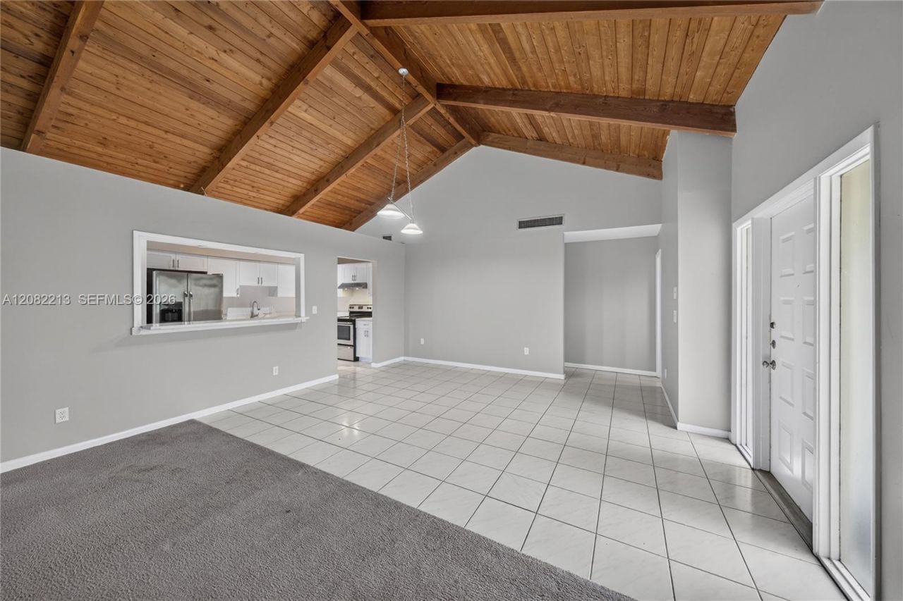 2230 Nova Village Dr, Davie, FL 33317 Photo